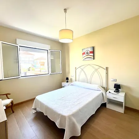 Apartment Piso Playa As Sinas